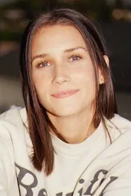 Shannon Beveridge en Piece of Cake