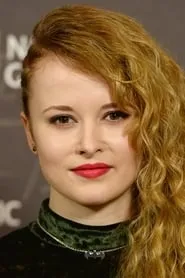 Shannon Tarbet en Dead Birds