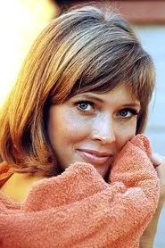 Foto de Sharon Clark interpretando a Tina en Lifeguard