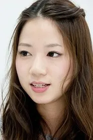 Retrato de Shiori Takada