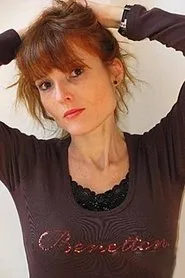 Silvia Collatina en Aquella casa al lado del cementerio