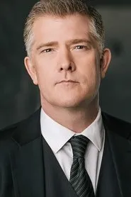 Retrato de Simon C. Hussey