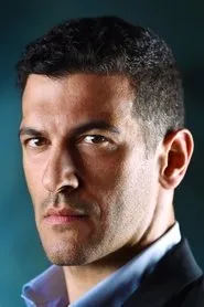 Retrato de Simon Kassianides