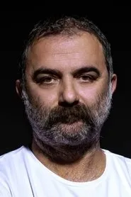Retrato de Sinan Demirer