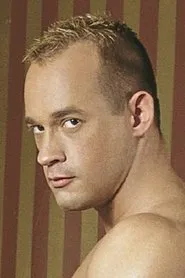 Retrato de Sky Donovan