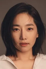 Retrato de Song You-hyun