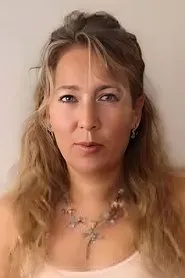 Songül Beyçe en Sürgündeki Adam