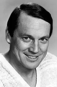 Sonny Shroyer en Paradise Falls