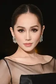 Sophia AlBarakbah en Ada Hantu 2