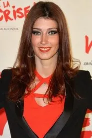 Foto de Sophie Vouzelaud interpretando a Mélodie en Vive la crise !