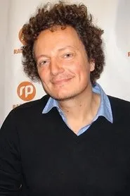 StÃ©phane Ronchewsk en Ninja a cuadros