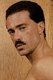 Retrato de Steve Collins