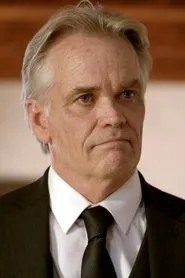 Steven Flynn en Ed McBain's 87th Precinct: Lightning