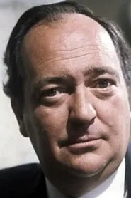 Retrato de Stratford Johns
