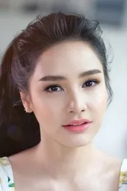 Supakson Chaimongkol en Berani Punya Budak
