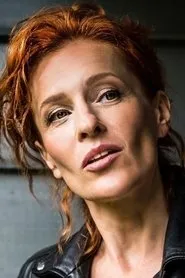 Retrato de Sylwia Nowiczewska