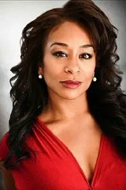 Taisha Monique Clark en She's with Me
