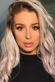 Tana Mongeau en TanaCon: What Really Happened
