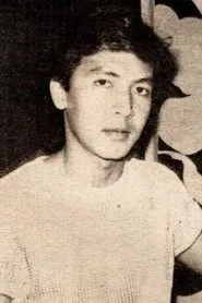 Retrato de Tanit Pongmanoon