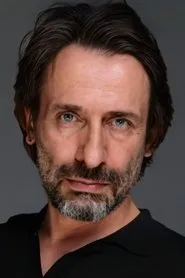 Retrato de Tansel Doğruel