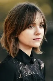 Tara Lynne Barr en Armados y cabreados