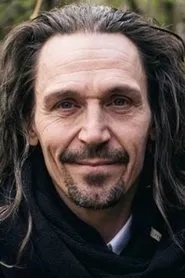 Retrato de Tarmo Sakari Hietala