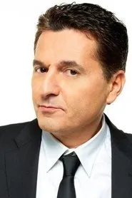 Teo Mammucari en Non è mai un errore