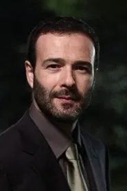 Retrato de Thanasis Efthimiadis