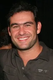 Thierry Figueira en Amor Proibido
