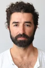 Retrato de Tiago Bettencourt