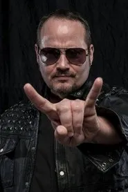 Retrato de Tim 'Ripper' Owens