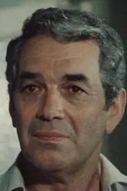 Tofig Mirzayev en Cin mikrorayonda