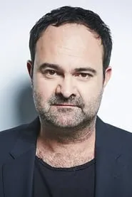Retrato de Tom Keune