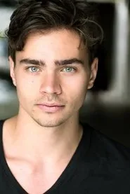 Foto de Tom York como Hero
