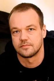 Retrato de Tomi Koivusaari
