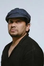 Foto de Tompi interpretando a Tompi en Trinity, the Nekad Traveler