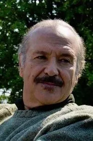Retrato de Toni Garrani
