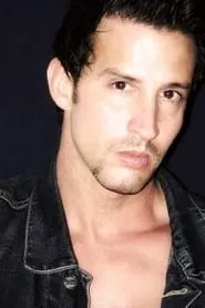 Retrato de Tony De Sergio