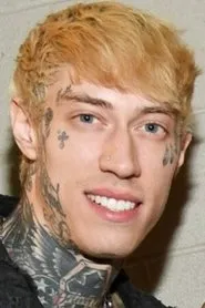 Trace Cyrus en Already Lucky