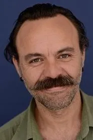 Retrato de Tulga Serim