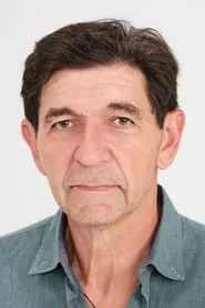 Retrato de Θέμις Μπαζάκα