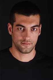 Retrato de Uğur İzgi