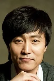 Retrato de Uhm Hyo-seop