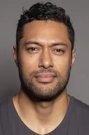 Retrato de Uli Latukefu