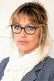 Valérie Gil en Dans les griffes de Thulius