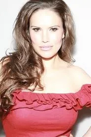 Vanessa Gomez en Shevenge