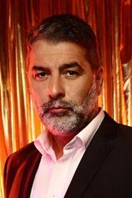 Retrato de Vasilis Bisbikis