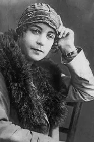 Vera Orlova en Justice d'abord