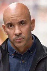 Victor Almanzar en Between Riverside and Crazy