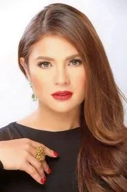 Vina Morales en Lab En Kisses